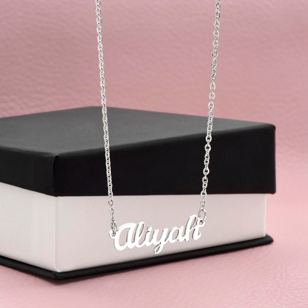 To My Precious Mom | Merry Christmas | Custom Name Necklace